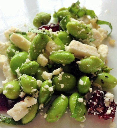 Ensalada de edamame y cranberry