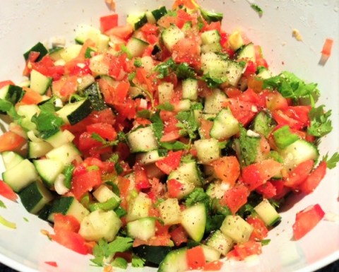 Ensalada israelí.jpeg